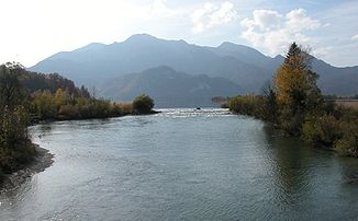 Loisach beim Austritt aus dem Kochelsee