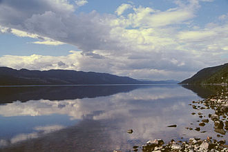 Loch Ness vom östlichen Ende aus gesehen