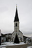 Außenansicht der Kirche St. Johannes Baptist in Düdinghausen