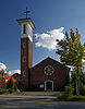 Außenansicht der Kirche St. Klemens Maria in Rünthe