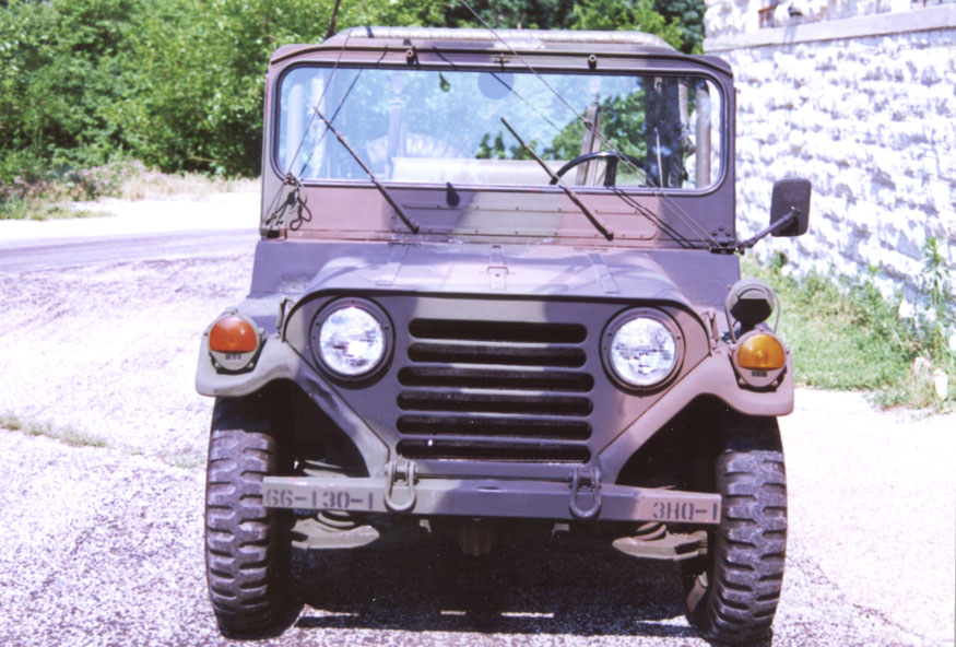 Vendo ford mutt m151 a2 #10