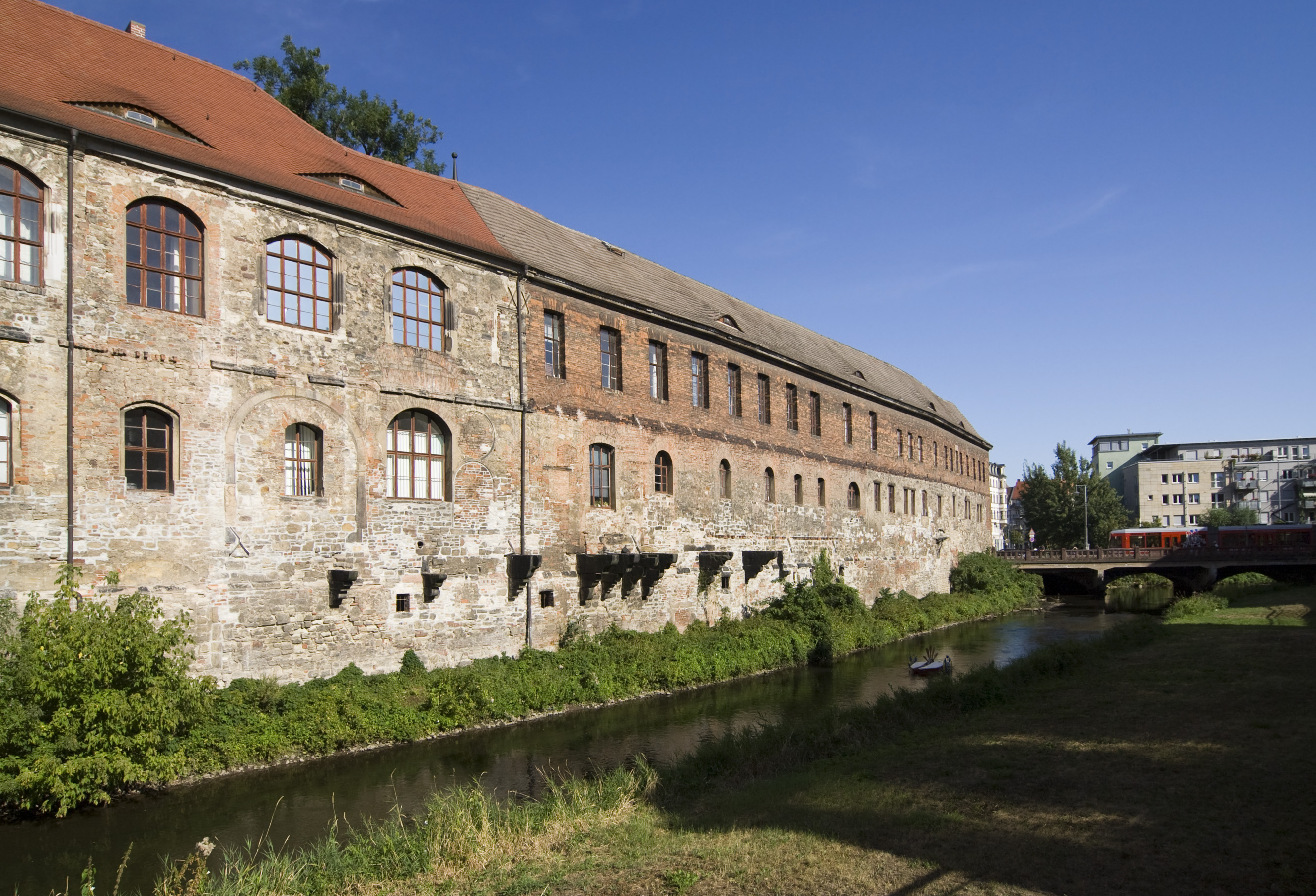 Neue Residenz (Halle)